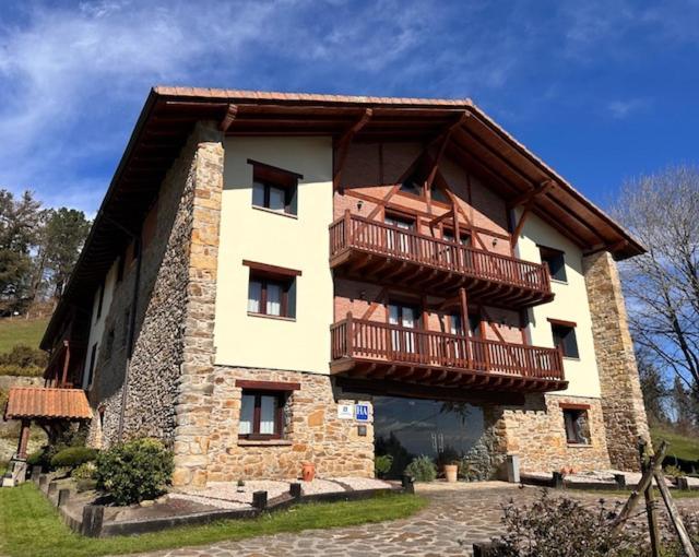 Hotel-Apartamento Rural Atxurra Bermeo Exteriör bild